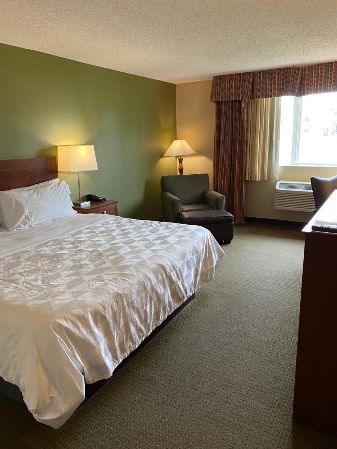 Hotel Doubletree By Hilton Austin, Mn Esterno foto