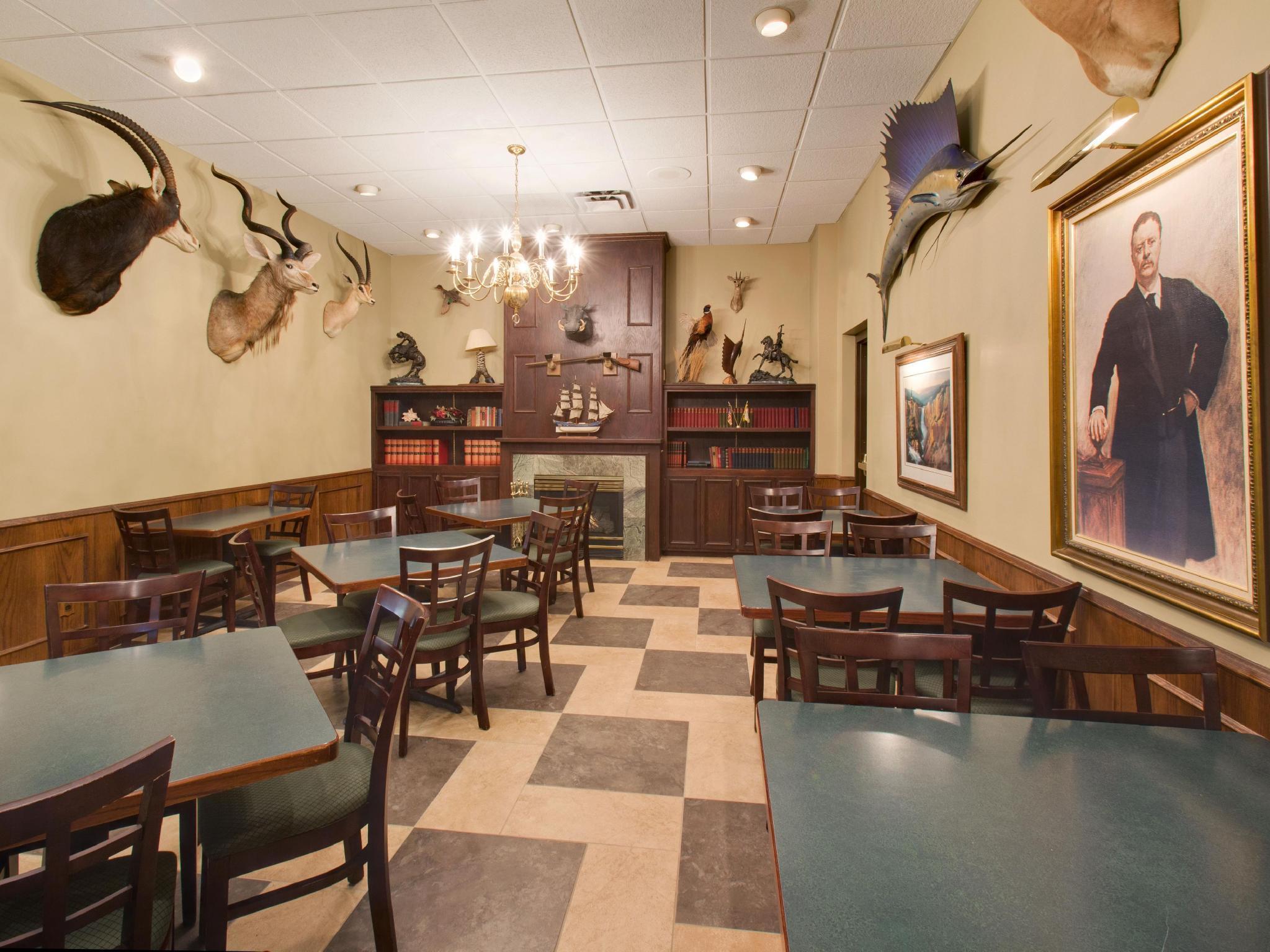 Hotel Doubletree By Hilton Austin, Mn Esterno foto