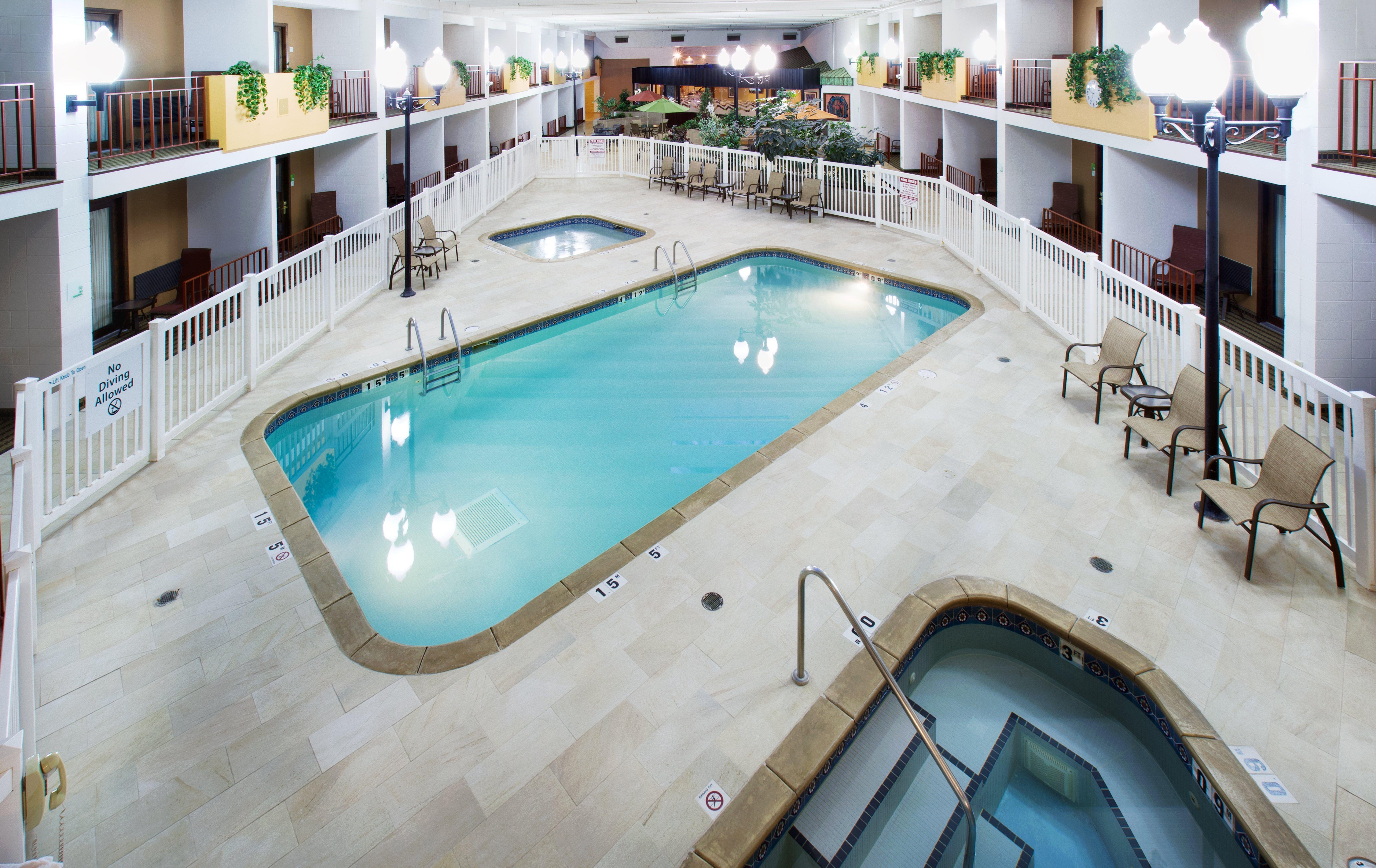 Hotel Doubletree By Hilton Austin, Mn Esterno foto