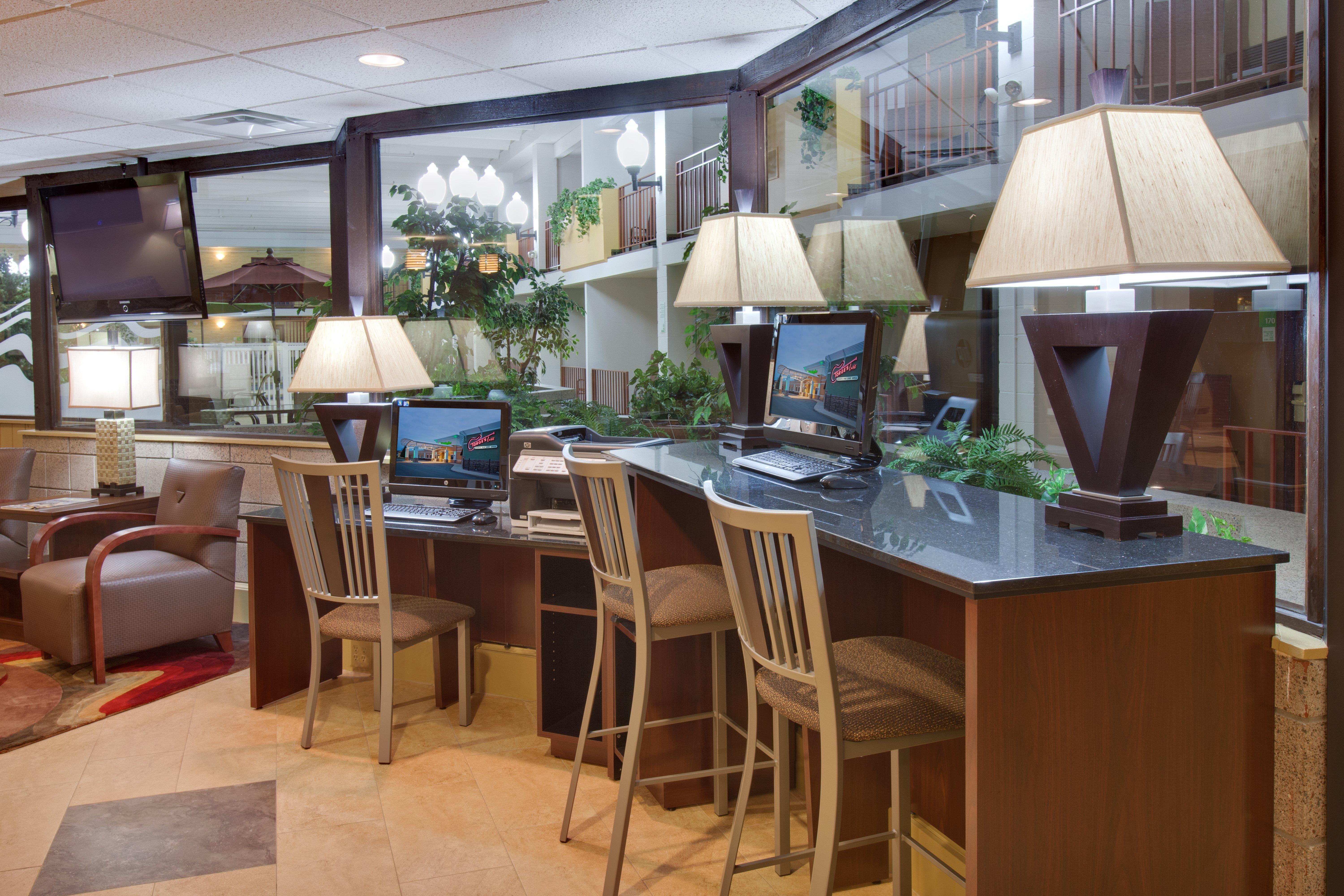 Hotel Doubletree By Hilton Austin, Mn Esterno foto