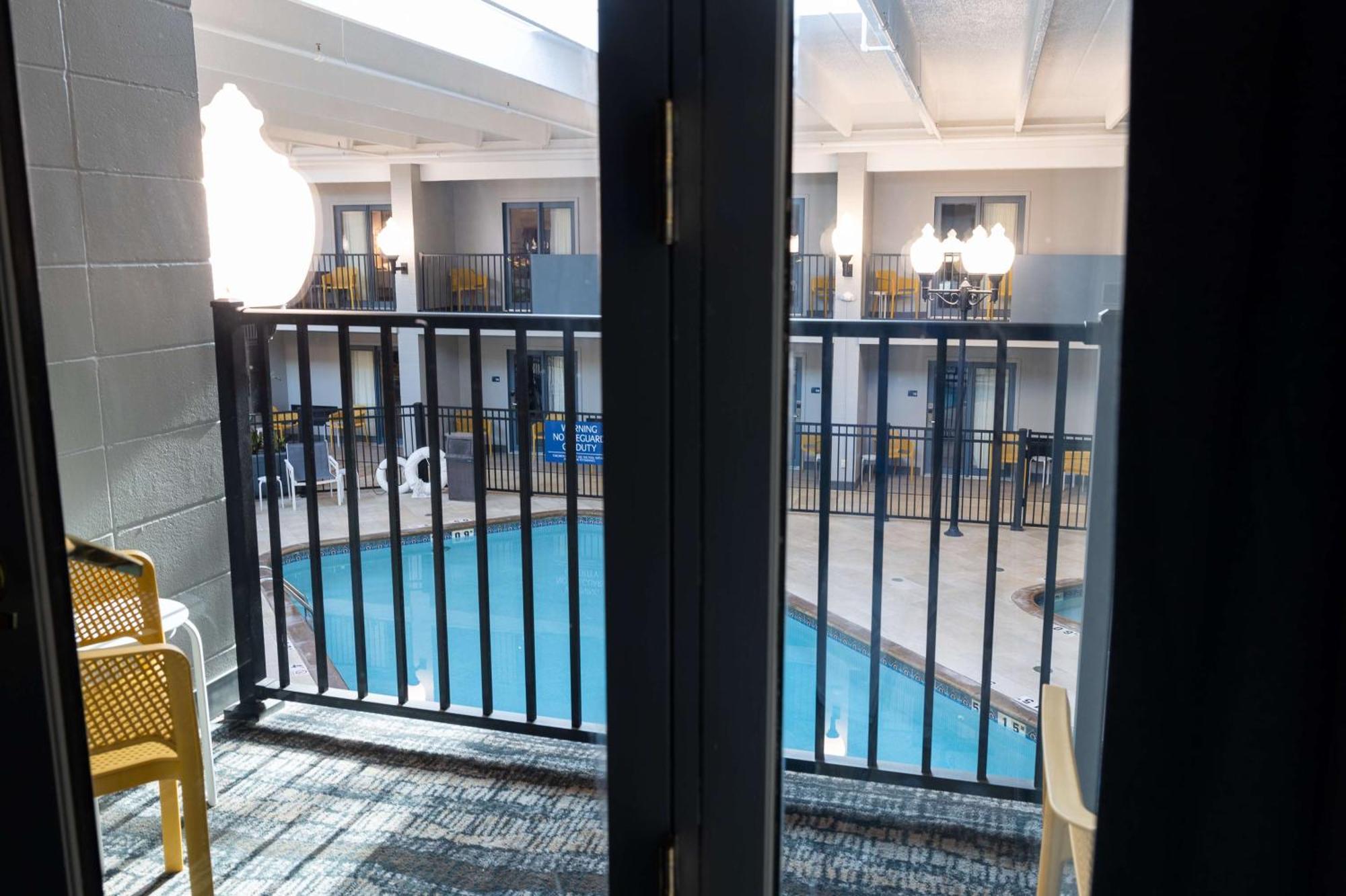 Hotel Doubletree By Hilton Austin, Mn Esterno foto