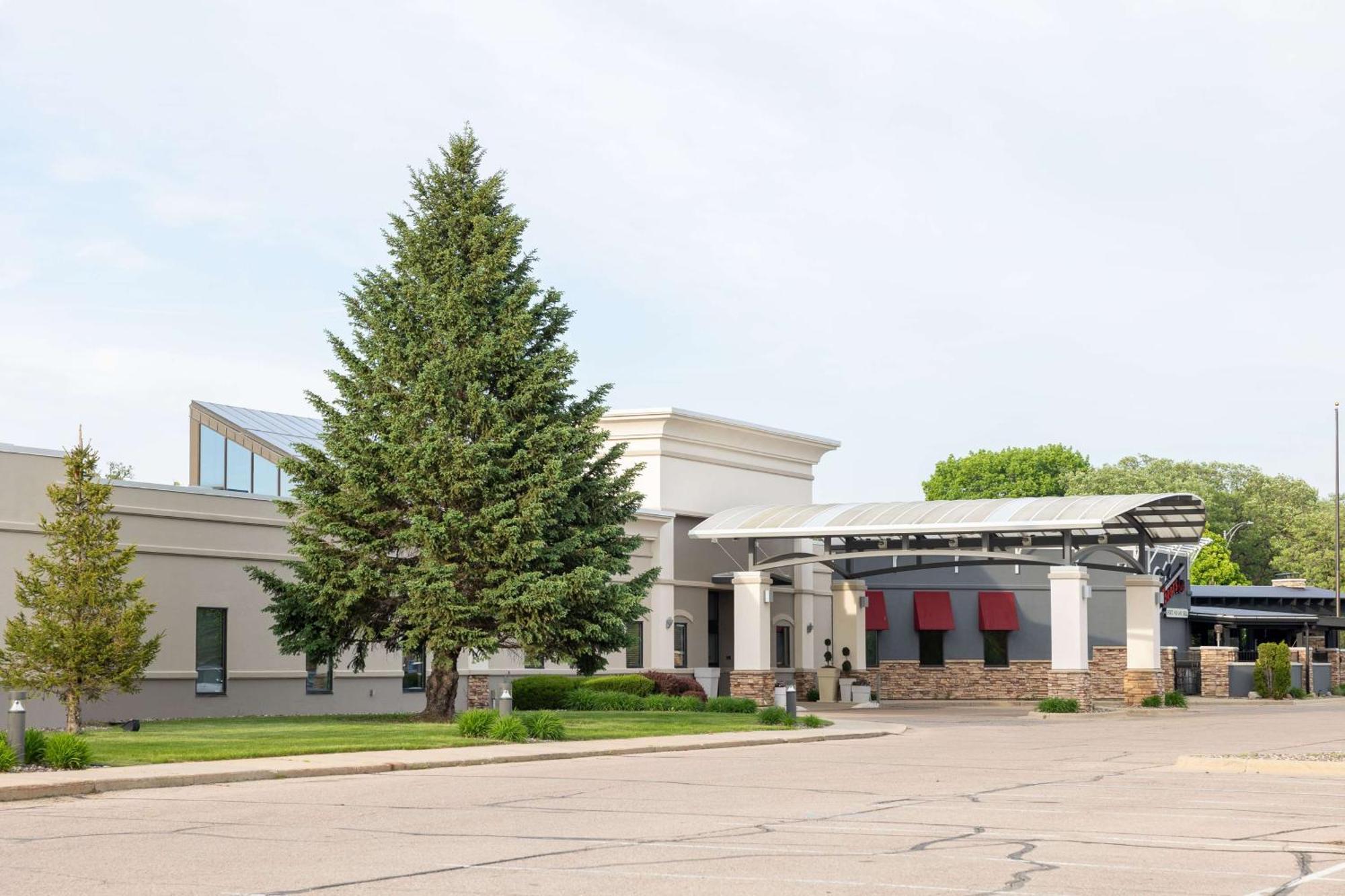 Hotel Doubletree By Hilton Austin, Mn Esterno foto